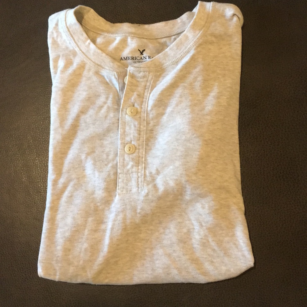 American Eagle men’s polo